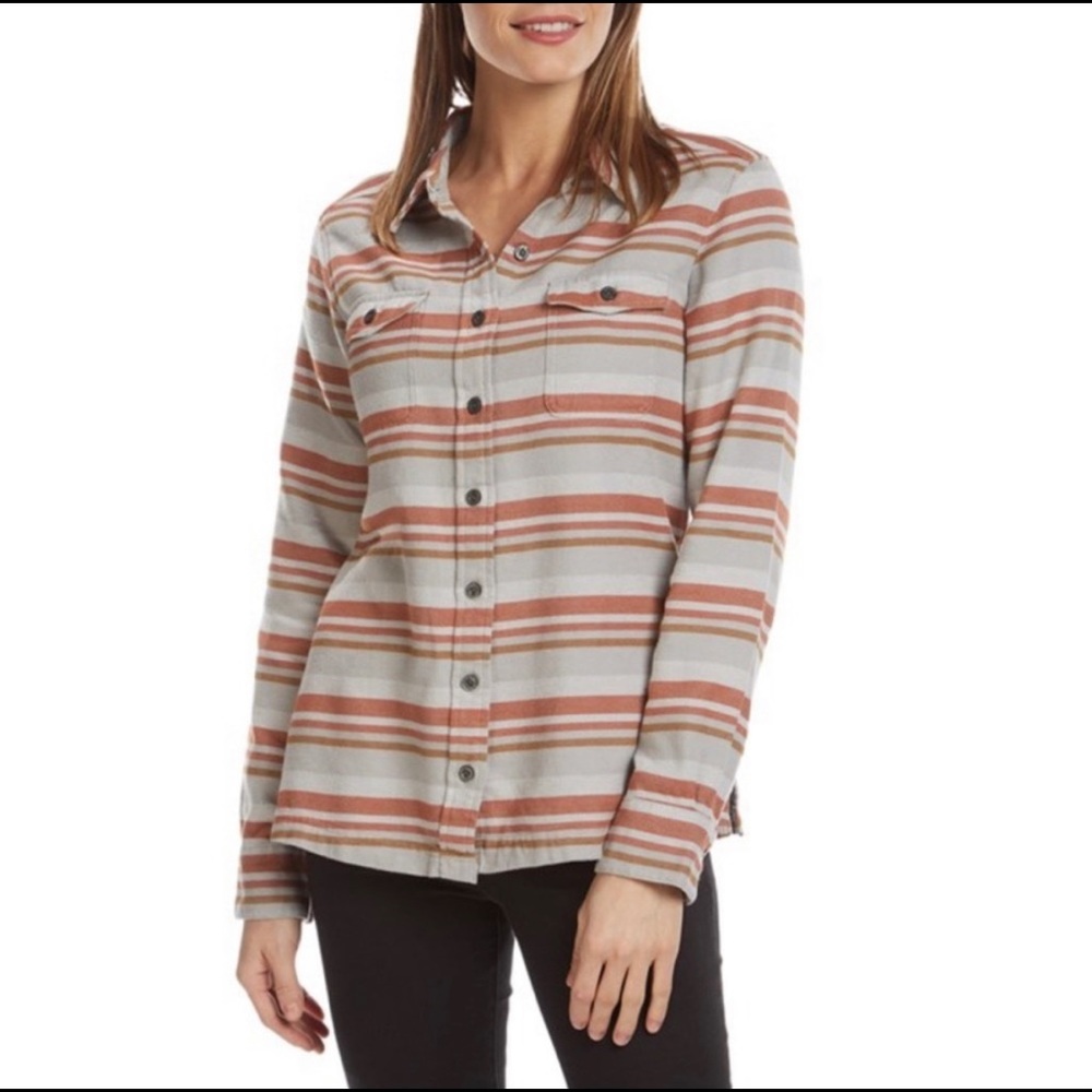 Patagonia Womens Striped Flannel Button Down Shirt- Size 4. Great condition!